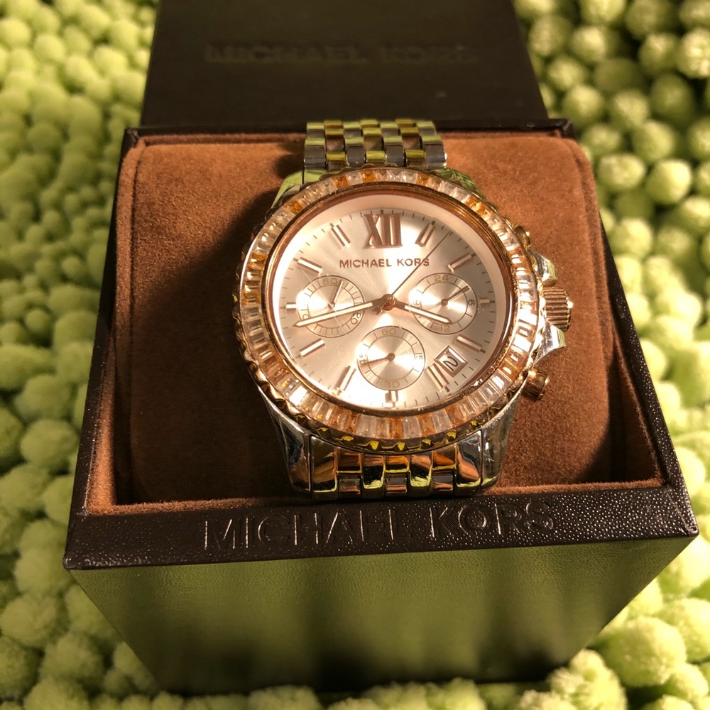 Michael Kors Woman’s Watch